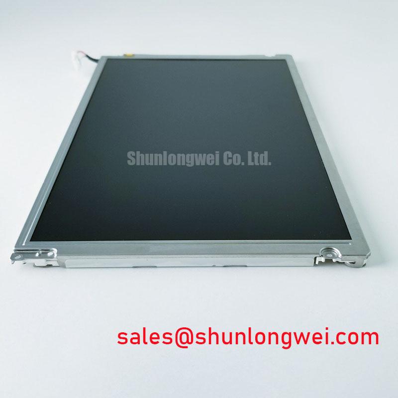 Real Photo of LQ10W03A