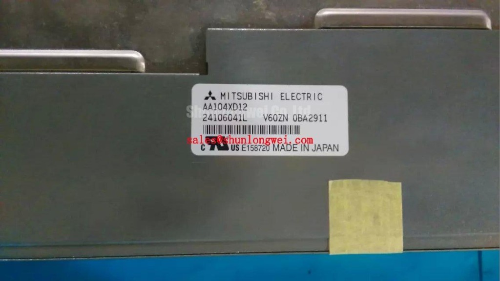 Mitsubishi AA104XD12 LCD Display