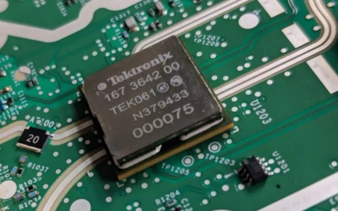 The frequency domain analysis tool on the oscilloscope, Spectrum View test analysis