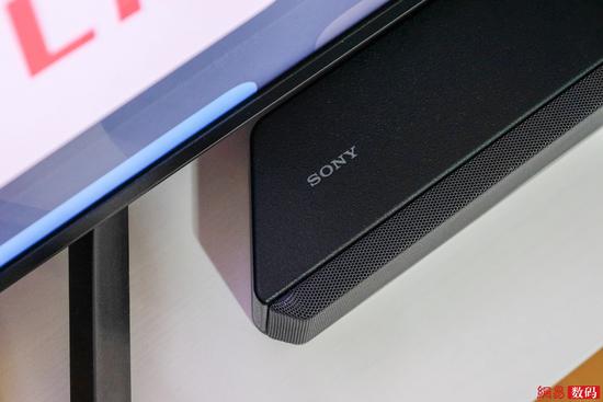 From the theater to the living room Sony HT-X9000F home audio-visual system experience